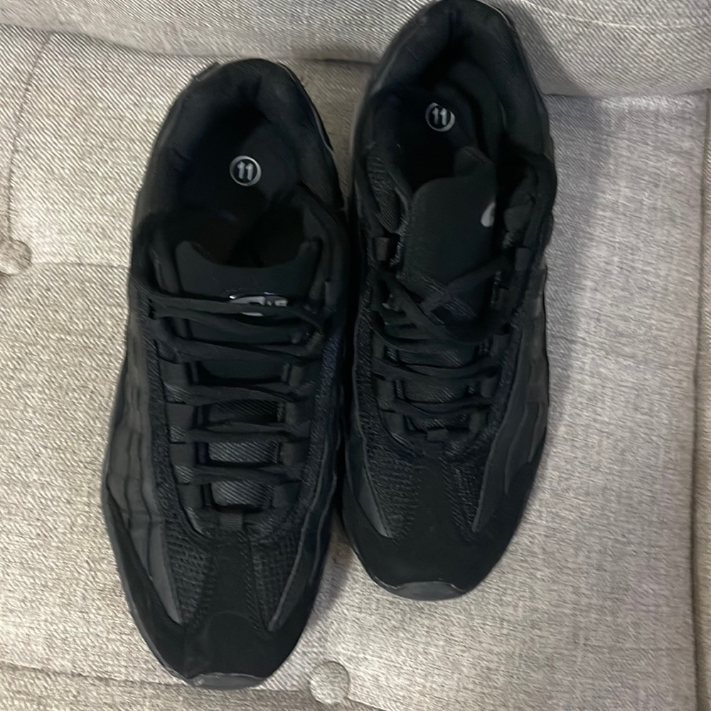 Black shoes